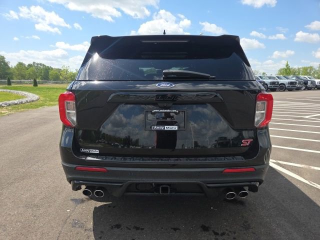Certified 2023 Ford Explorer ST AWD/4WD image 9