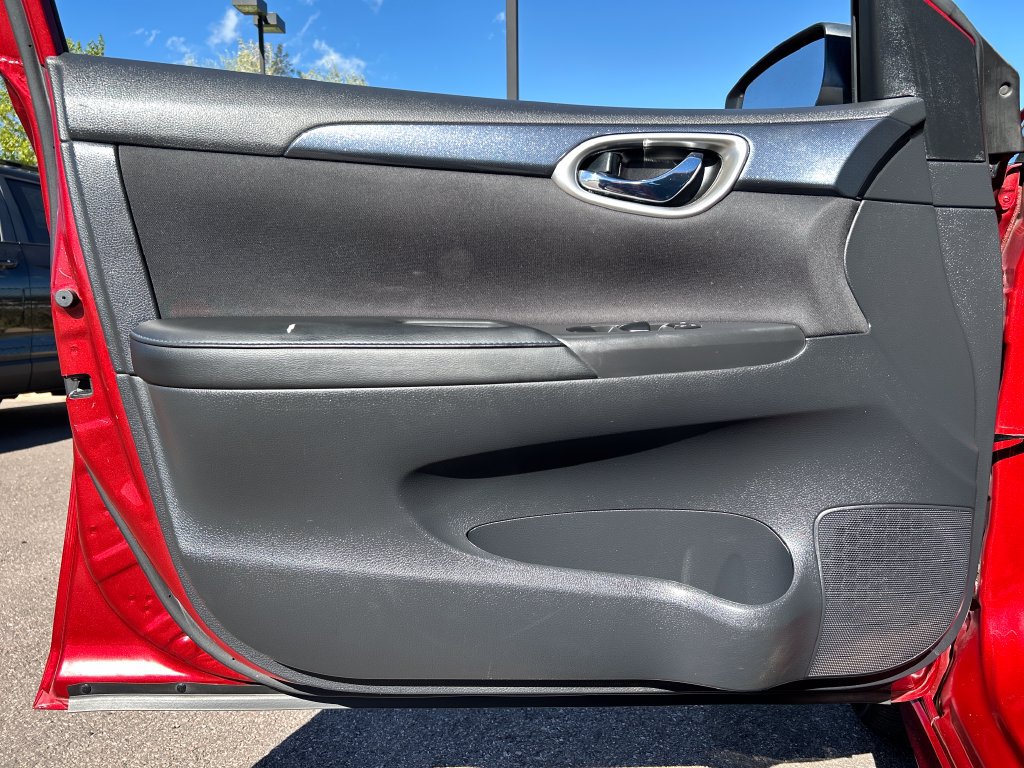 Used 2018 Nissan Sentra SR FWD image 29
