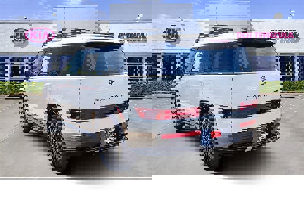 Used 2025 Hyundai Santa Fe Calligraphy image 6