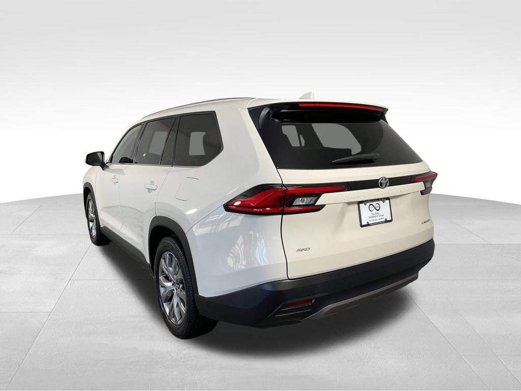 Used 2024 Toyota Grand Highlander AWD image 7