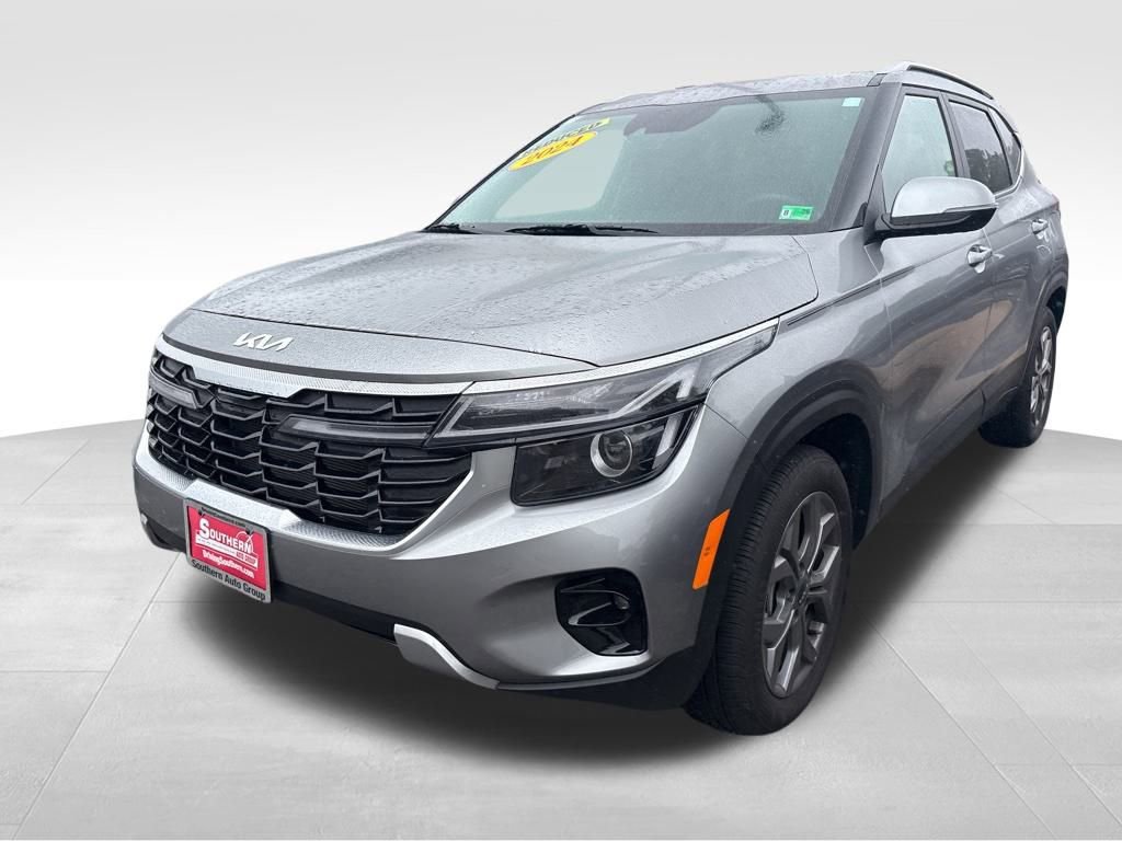 Certified 2024 Kia Seltos S image 2