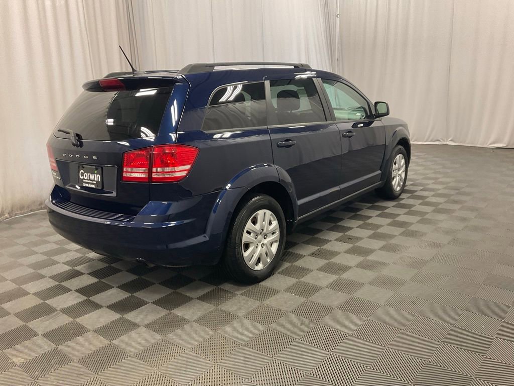 Used 2018 Dodge Journey SE FWD image 2
