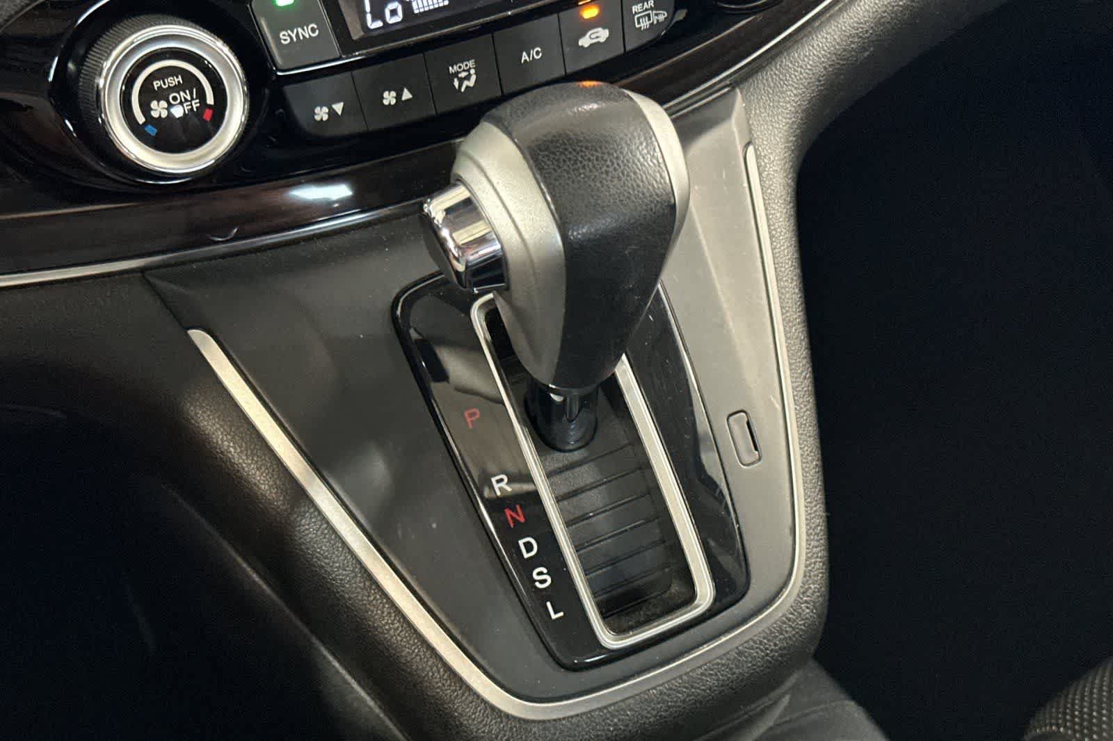 Used 2015 Honda CR-V Touring image 23
