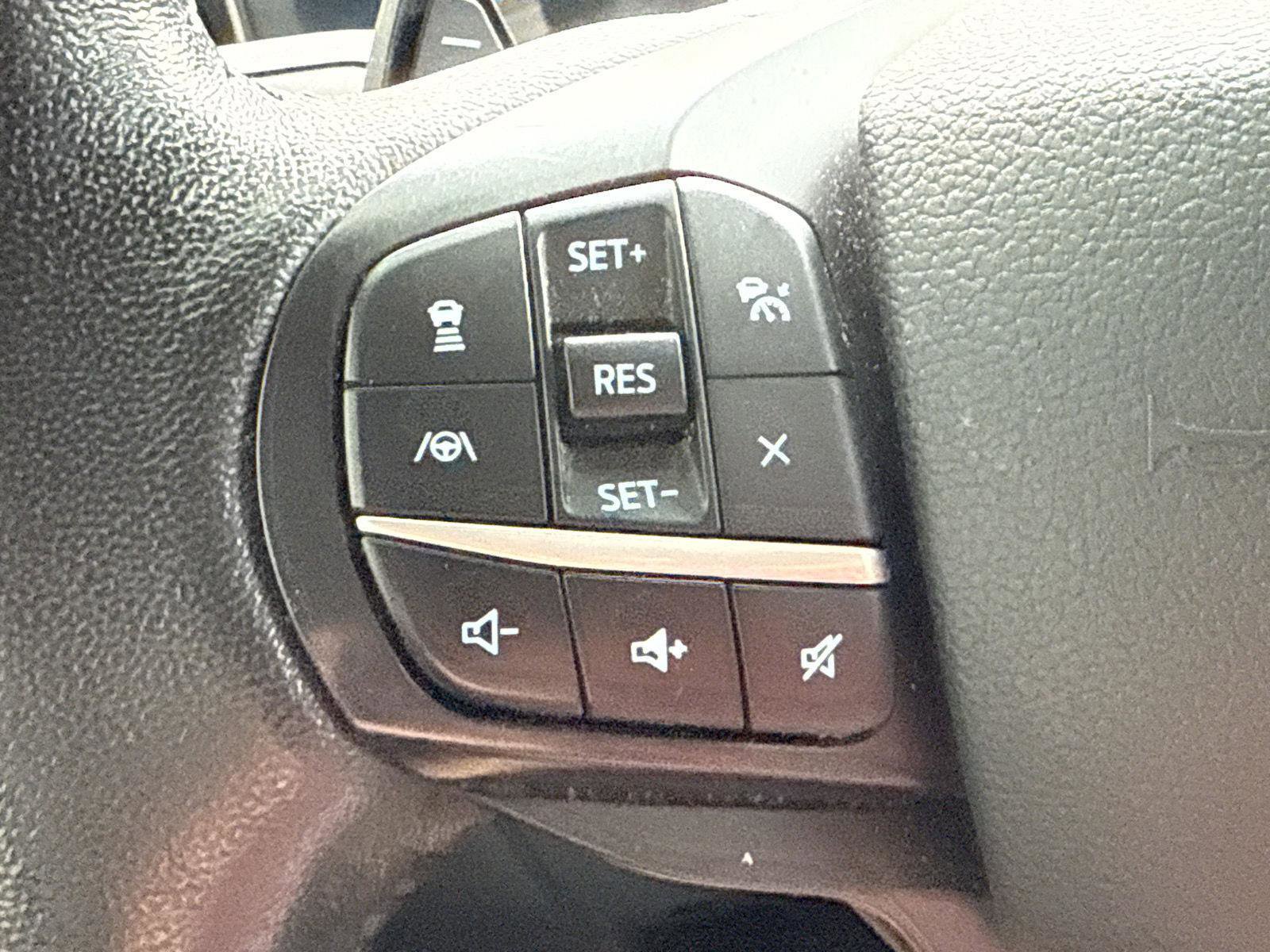 Used 2020 Ford Explorer XLT w/ Equipment Group 202A image 19