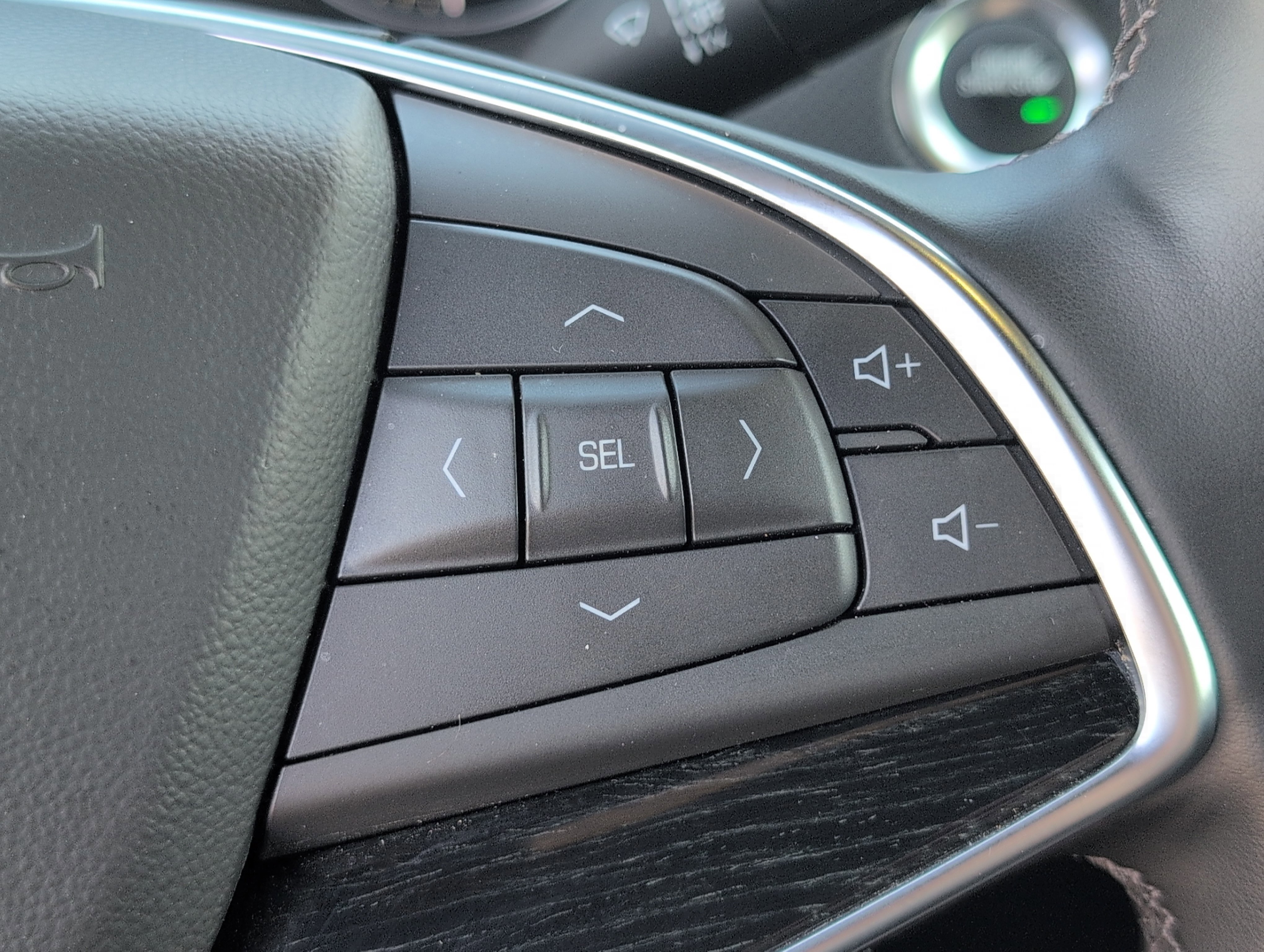 Certified 2025 Cadillac XT5 Premium Luxury image 22