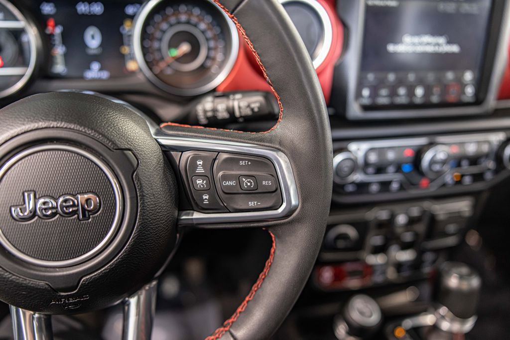 Used 2023 Jeep Wrangler Unlimited Rubicon w/ Dual Top Group AWD/4WD image 25