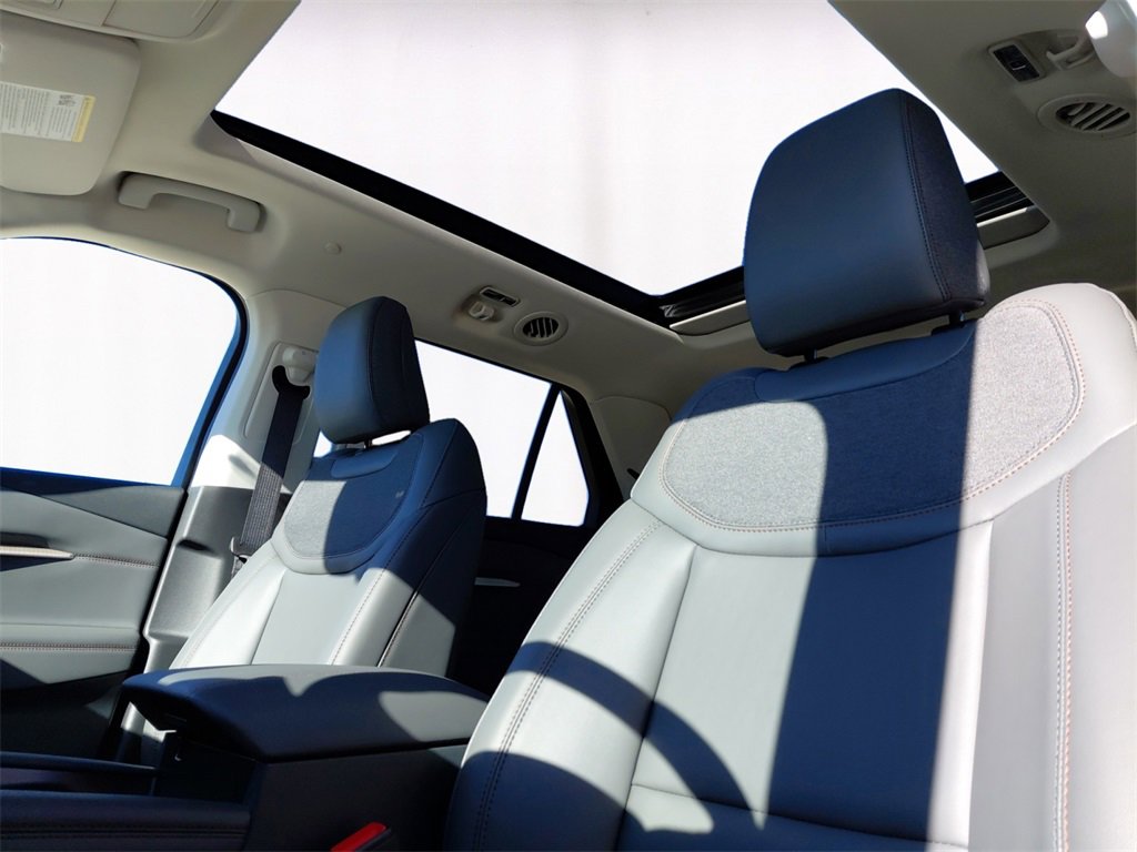 New 2026 Ford Explorer Active image 9