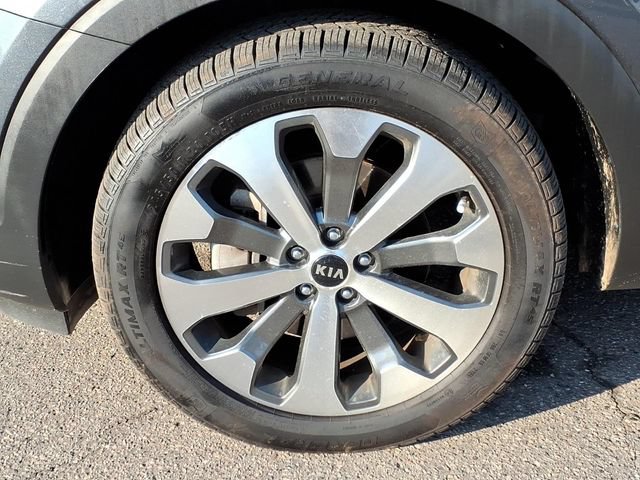 Used 2020 Kia Telluride EX w/ EX Premium Package FWD image 10