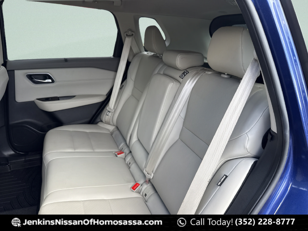 Certified 2021 Nissan Rogue SV w/ Premium Package FWD image 30