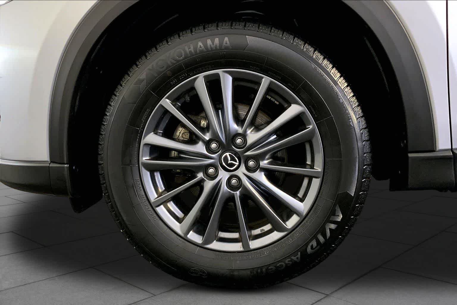 Certified 2021 MAZDA CX-5 Touring w/ Touring Preferred SV Package AWD/4WD image 11