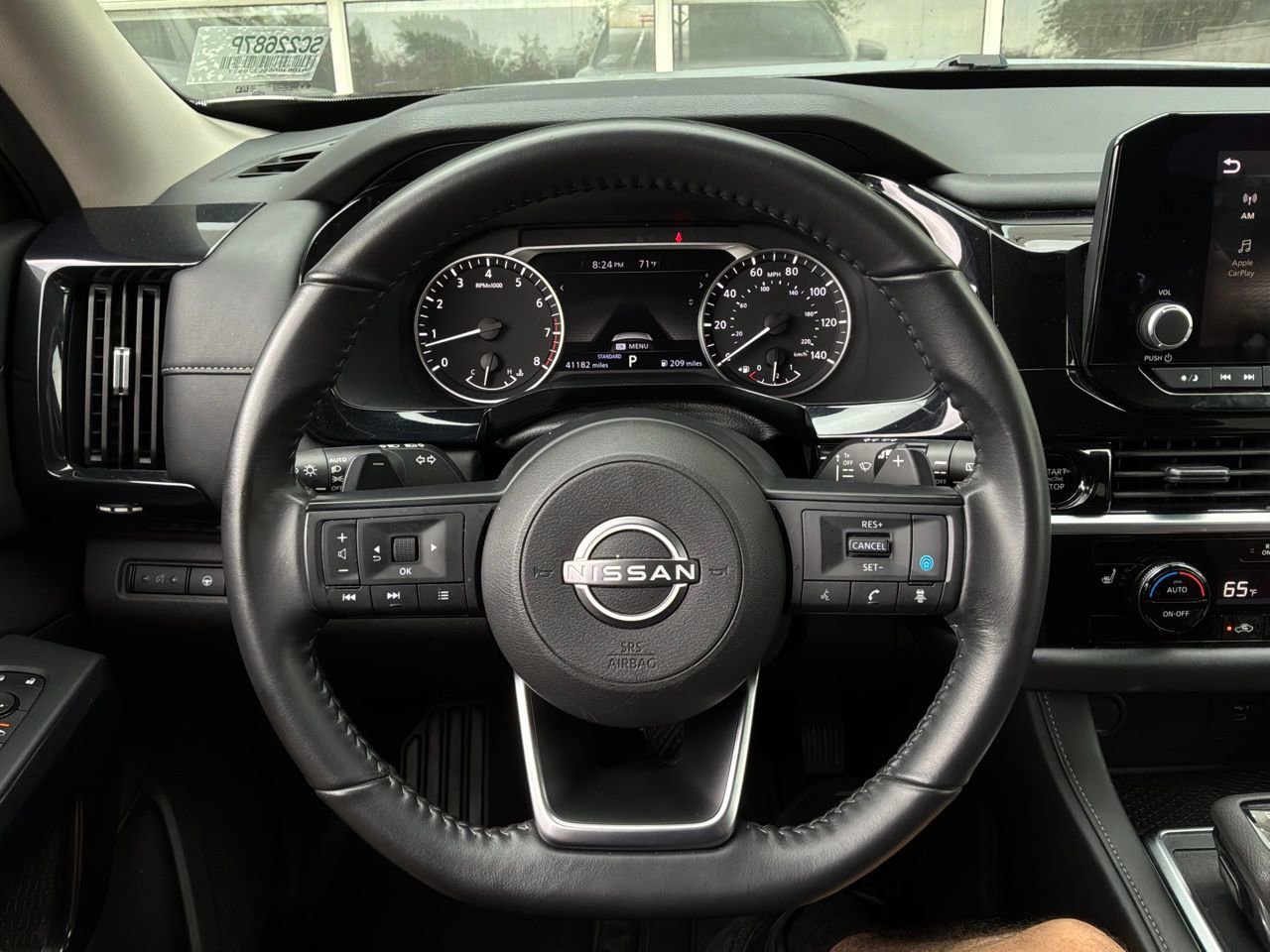 Used 2025 Nissan Pathfinder SV FWD image 35