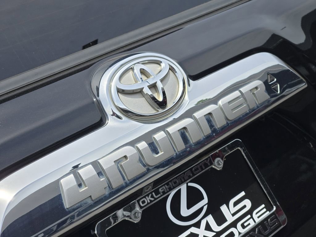 Used 2019 Toyota 4Runner Limited AWD/4WD image 12