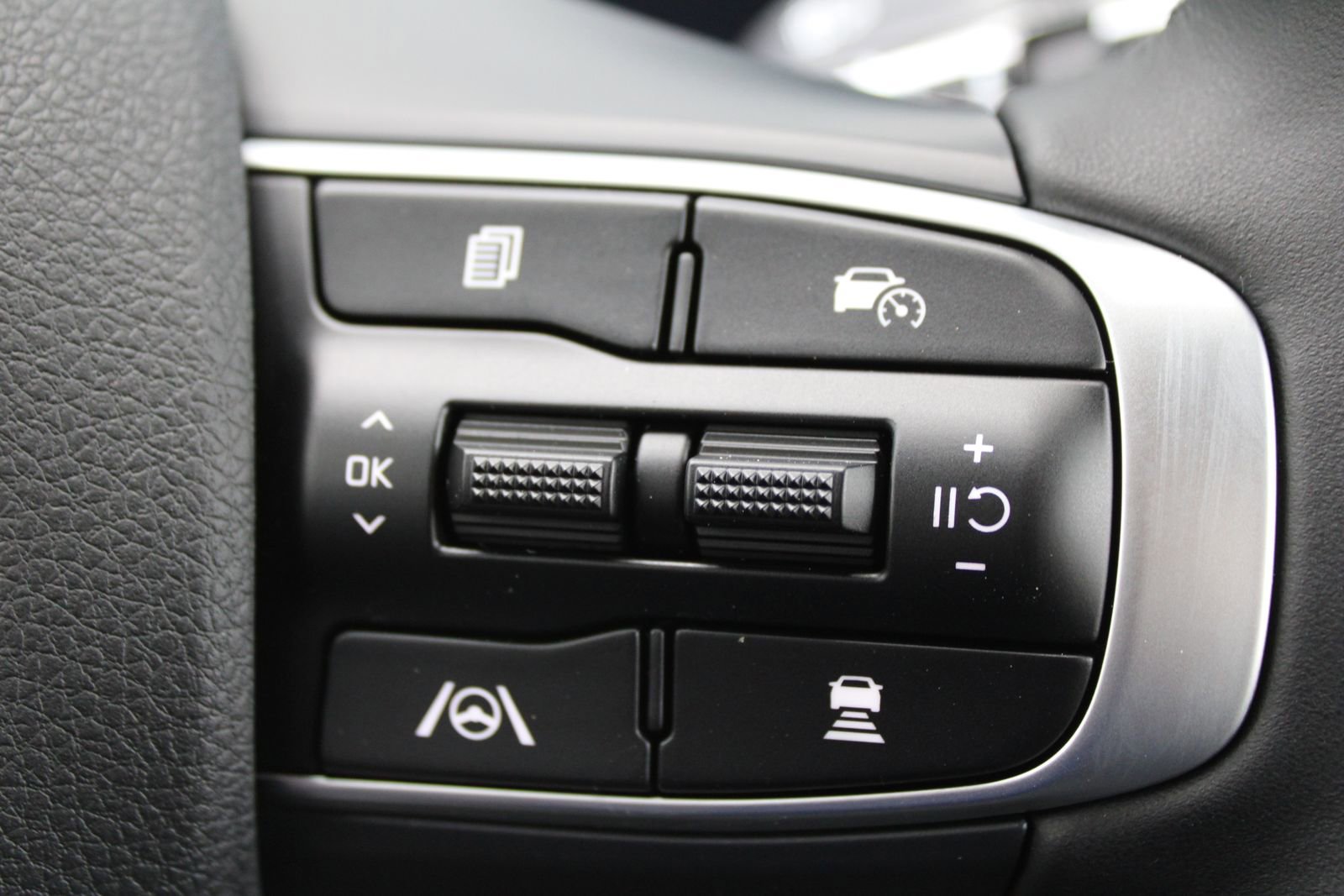 New 2026 Kia K5 GT-Line image 27