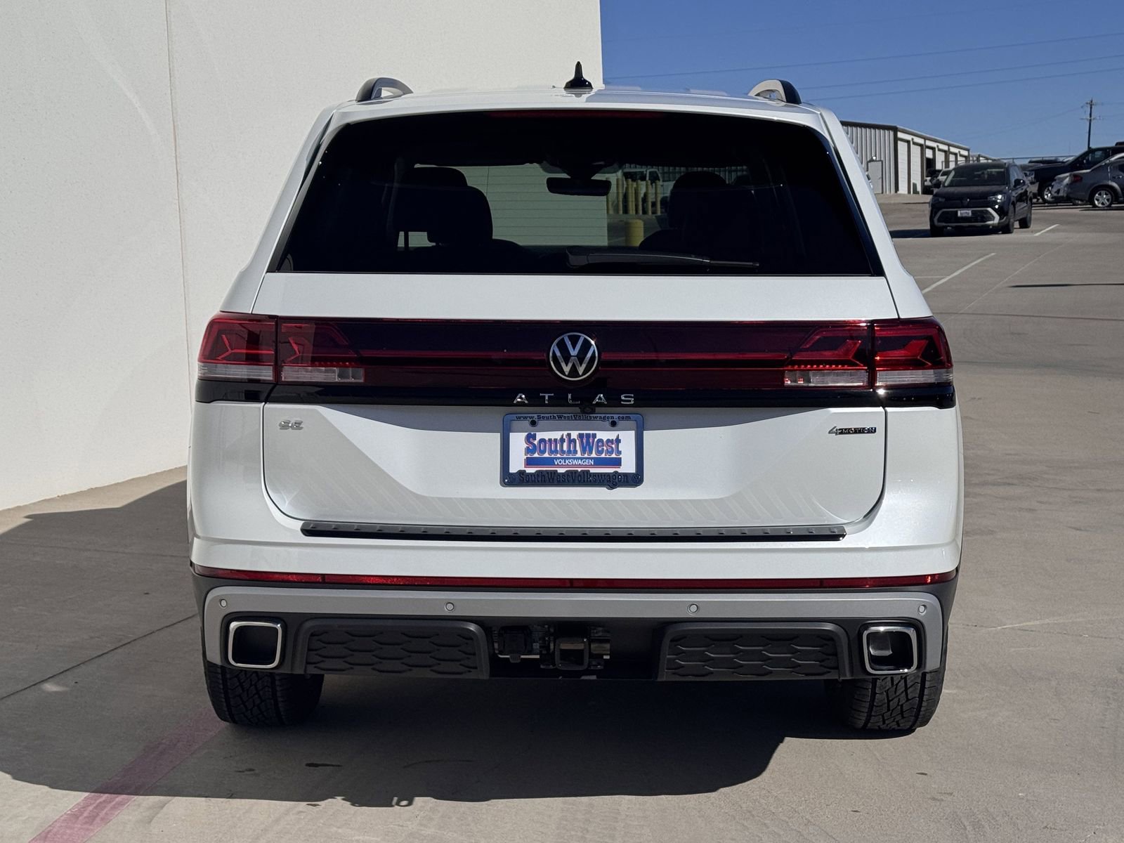 New 2026 Volkswagen Atlas Peak Edition image 5