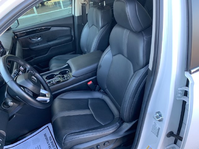 Used 2025 Honda Pilot EX-L image 10