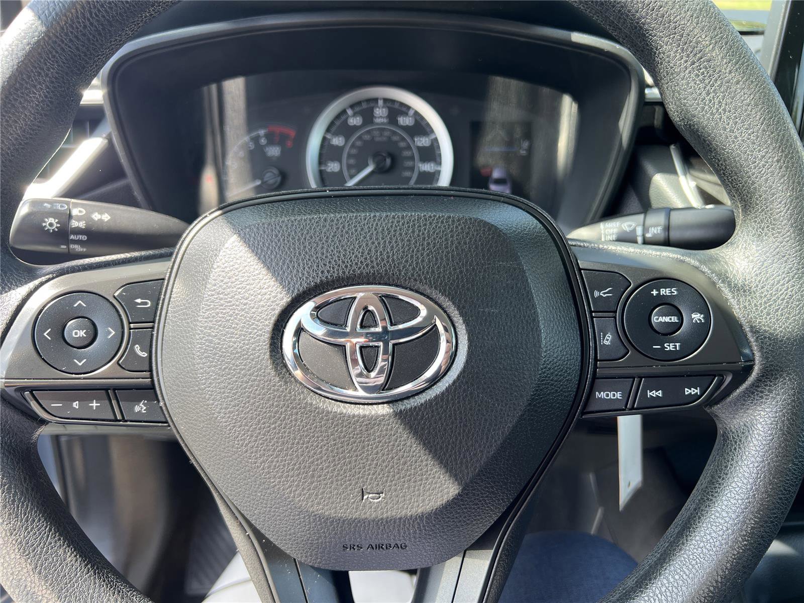 Used 2022 Toyota Corolla LE image 10