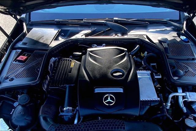 Used 2015 Mercedes-Benz C 300 Sedan image 25