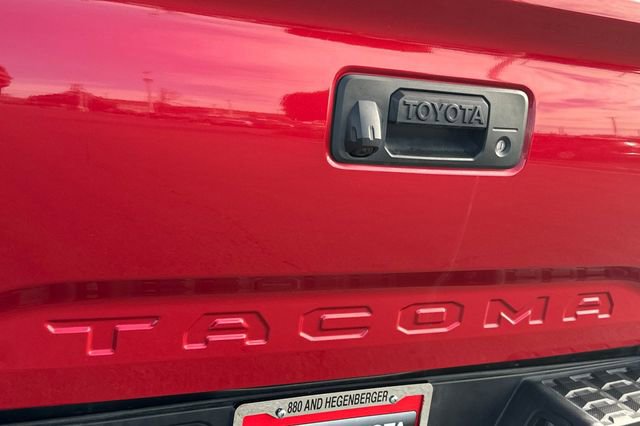 Used 2022 Toyota Tacoma SR w/ SR Convenience Package image 29