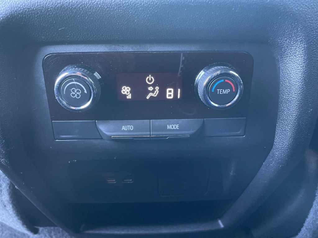 Certified 2025 Chevrolet Traverse LT AWD/4WD image 33