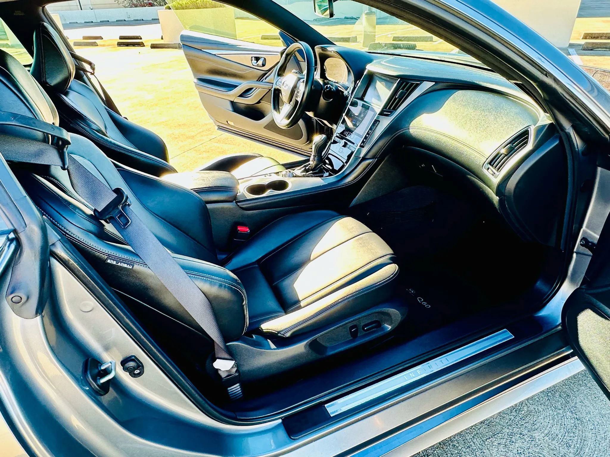 Used 2019 INFINITI Q60 3.0t w/ Cargo Package image 19