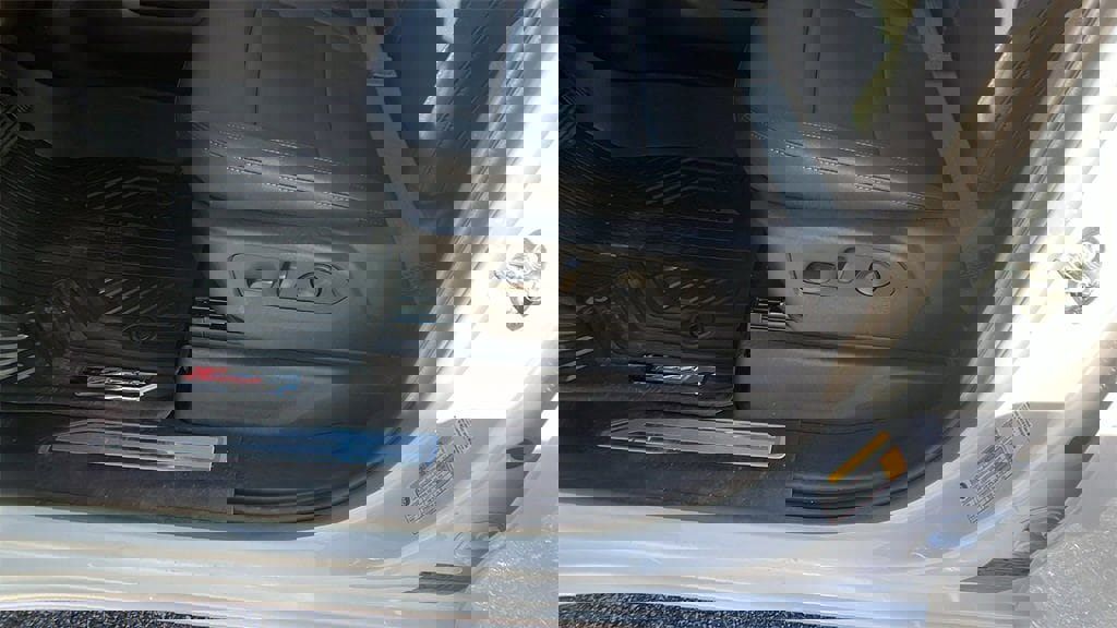 New 2026 Chevrolet Silverado 1500 LTZ w/ LTZ Premium Package image 14