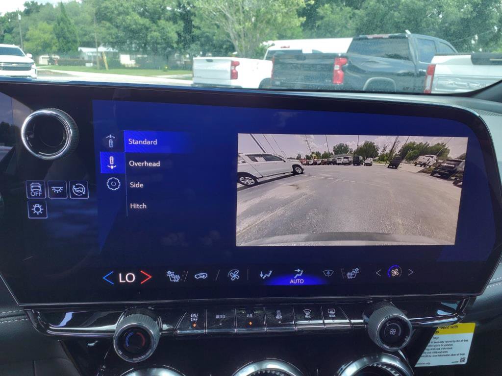 New 2024 Chevrolet Blazer EV LT AWD/4WD image 15