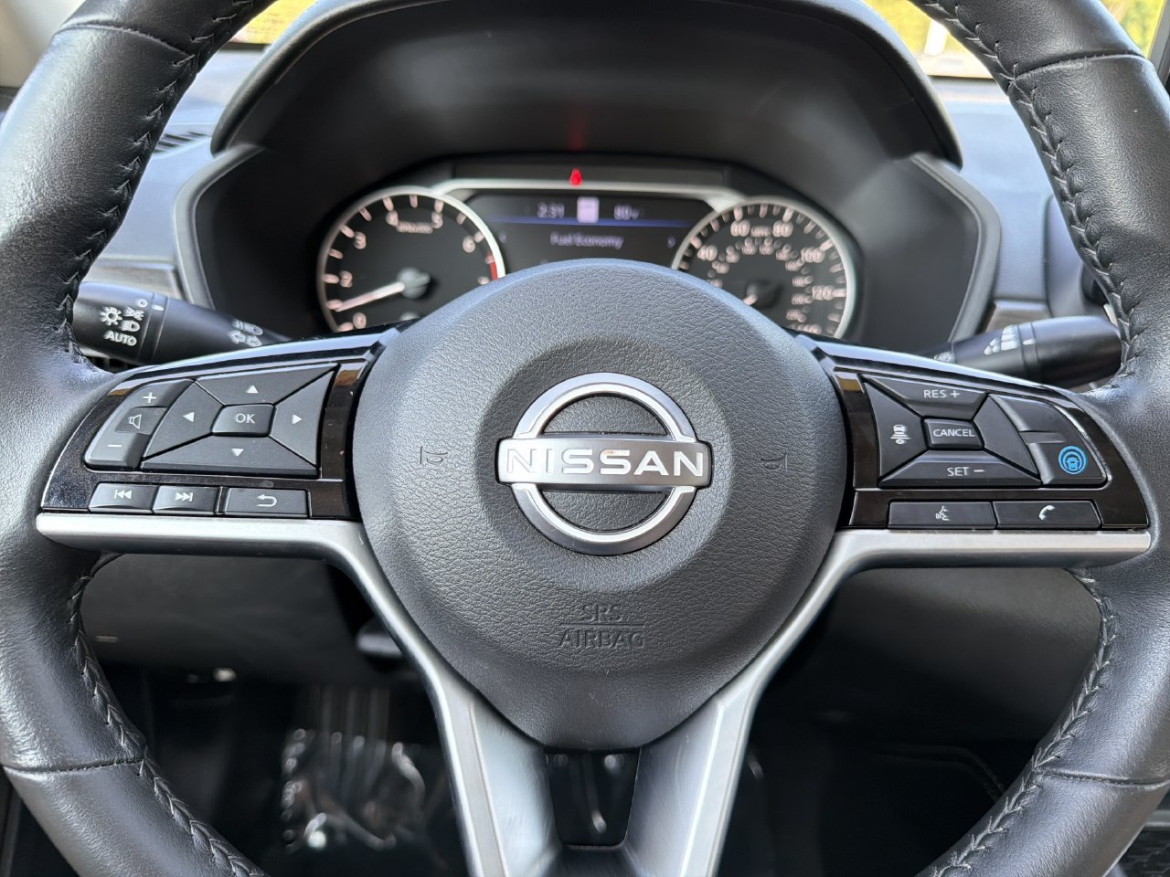 Certified 2025 Nissan Altima 2.5 SV w/ SV Premium Package FWD image 9