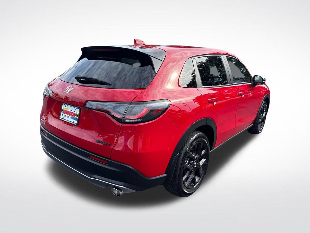 Certified 2025 Honda HR-V Sport image 5