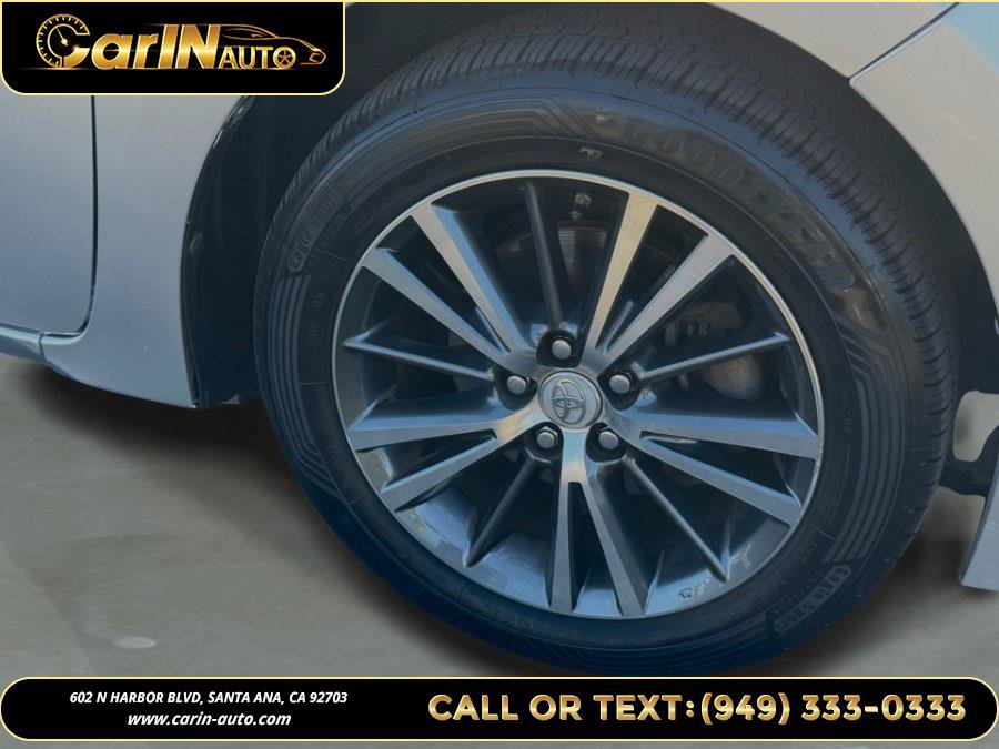 Used 2015 Toyota Corolla L FWD image 31