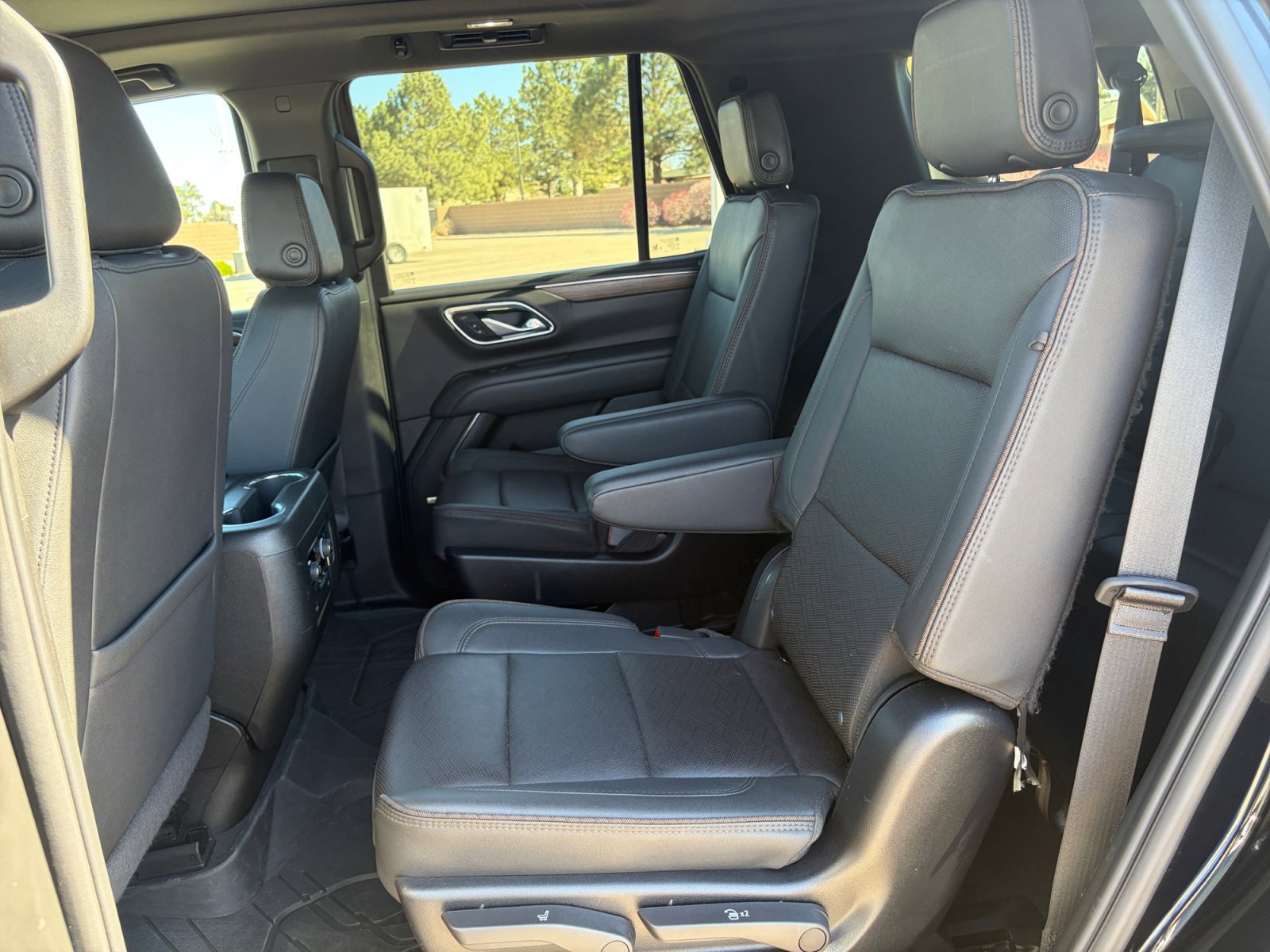 Used 2024 Chevrolet Tahoe High Country image 19