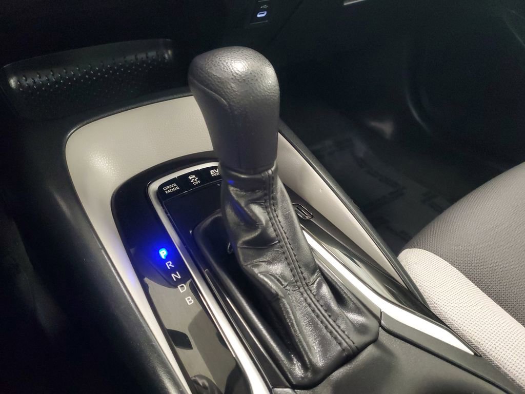 Certified 2024 Toyota Corolla LE image 28