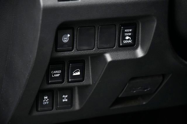 Used 2023 Nissan Frontier PRO-4X w/ Pro-4X Premium Package image 34