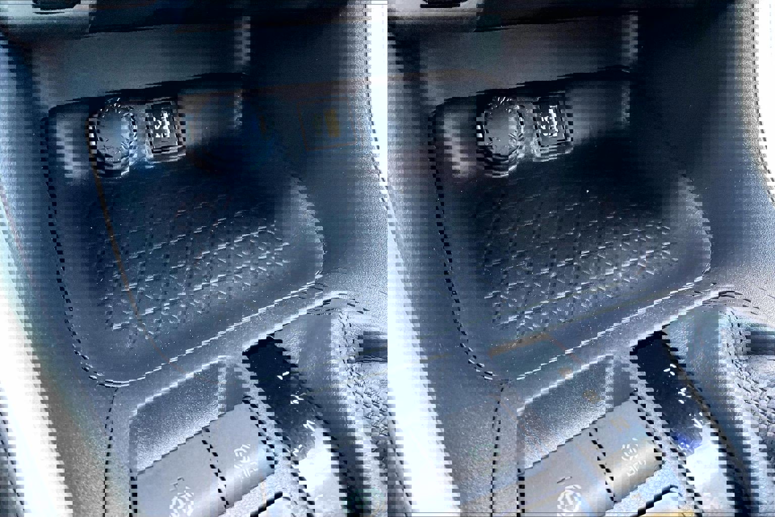 Used 2024 Toyota RAV4 XLE image 30