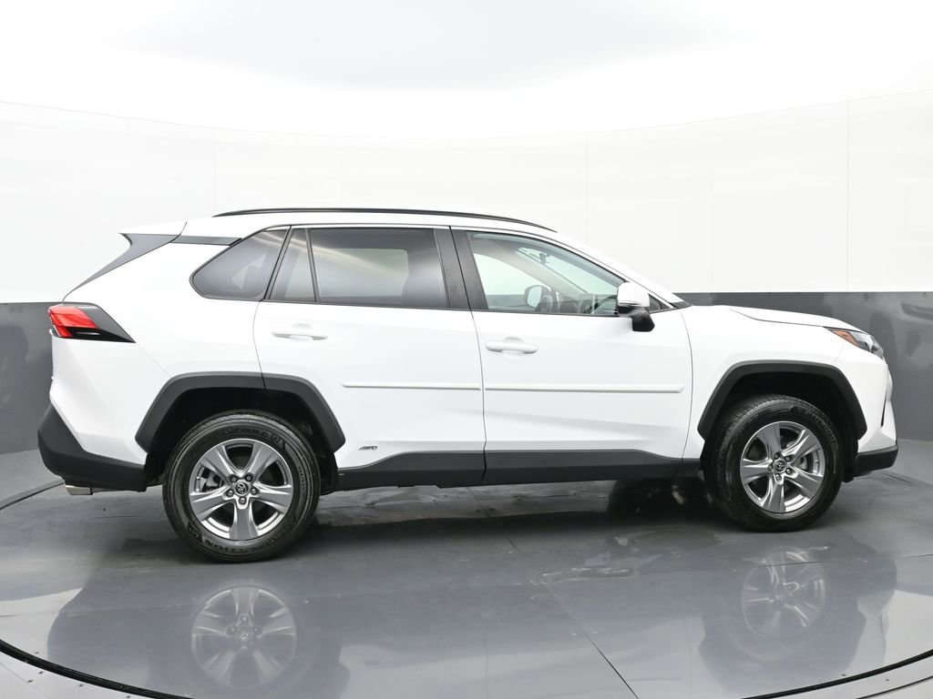 Used 2024 Toyota RAV4 LE image 2