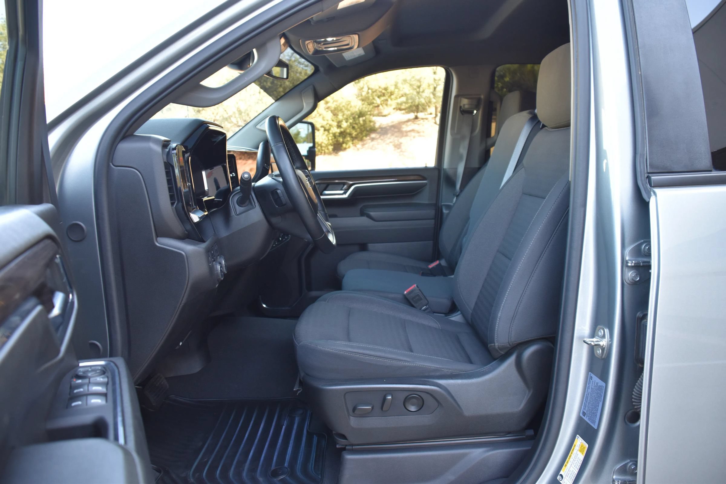 Used 2024 Chevrolet Silverado 2500 LT w/ All Star Edition AWD/4WD image 16
