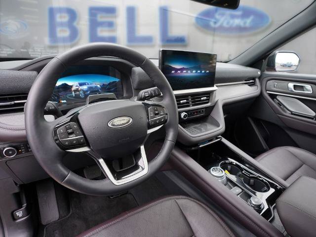 Certified 2025 Ford Explorer Platinum AWD/4WD image 11