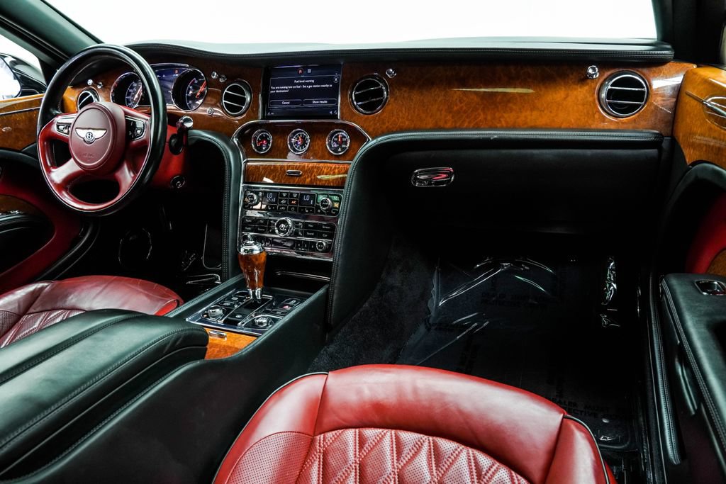 Used 2018 Bentley Mulsanne RWD image 22