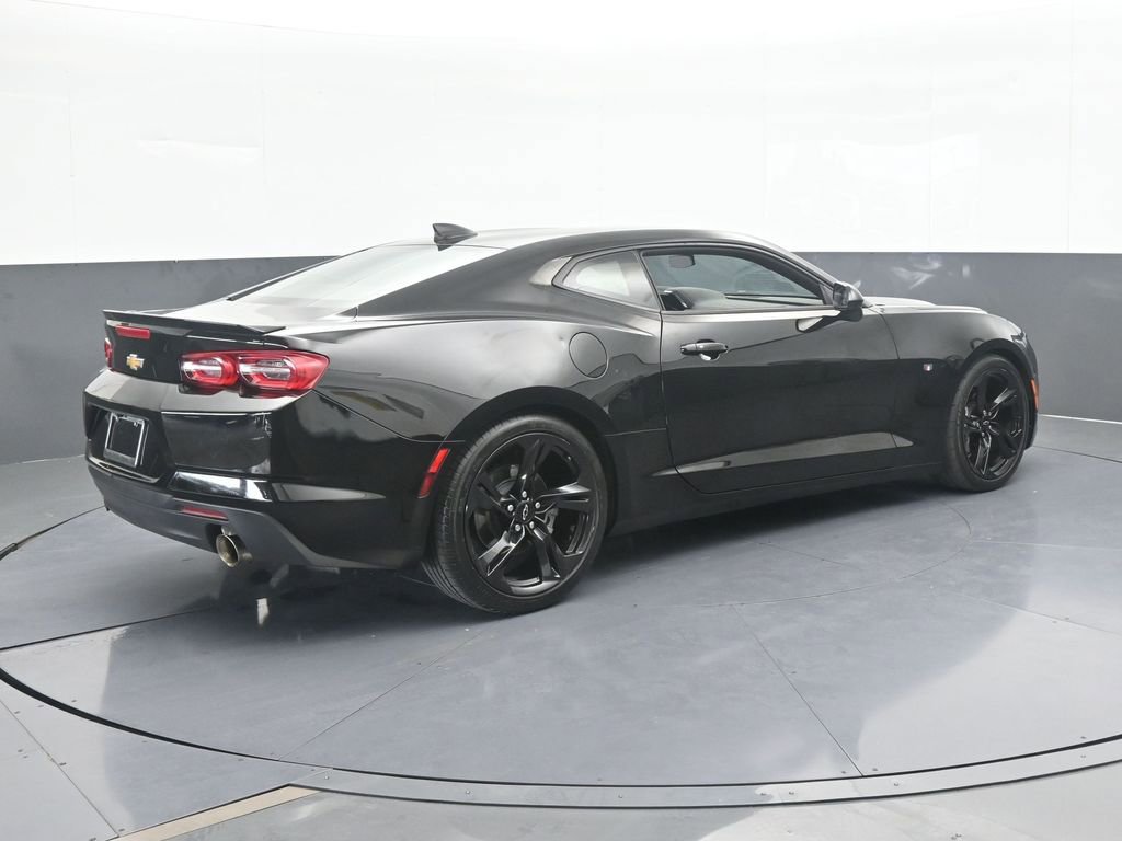 Used 2022 Chevrolet Camaro LT image 6