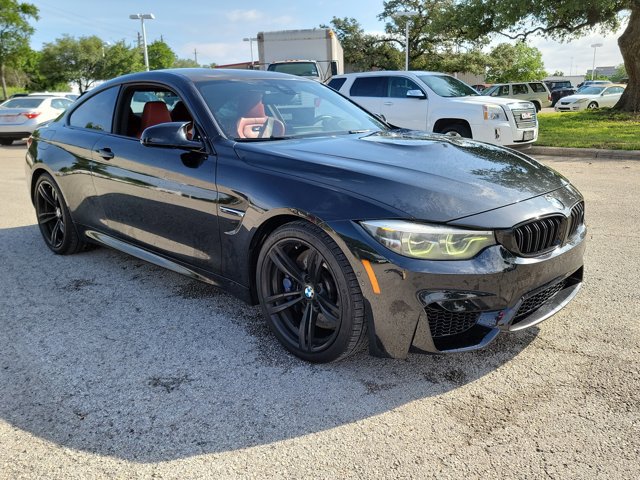 Used 2018 BMW M4 Coupe RWD image 3