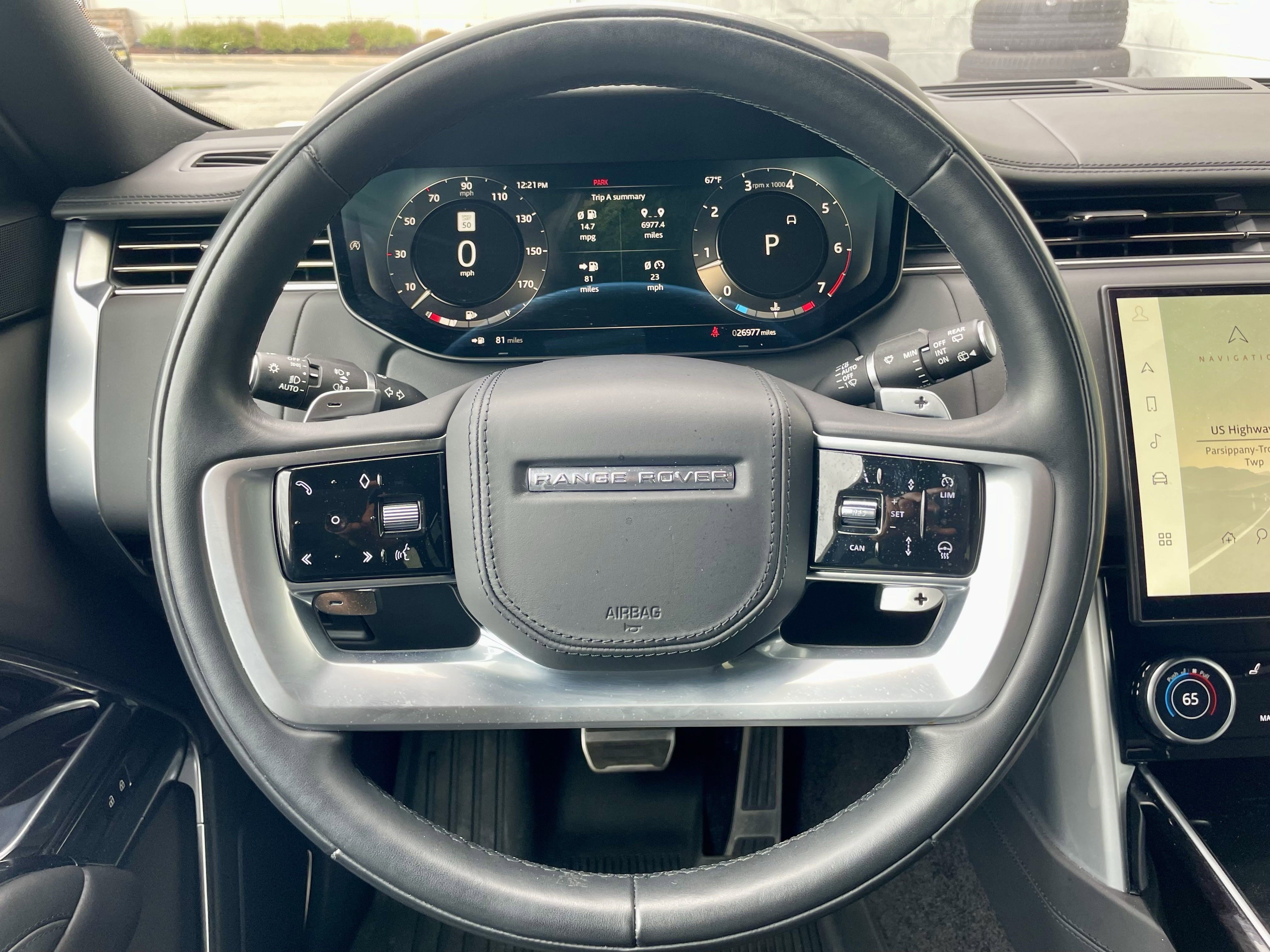 Used 2023 Land Rover Range Rover SE image 18