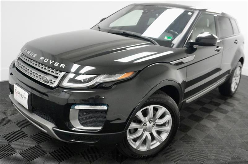 Used 2017 Land Rover Range Rover Evoque SE image 2
