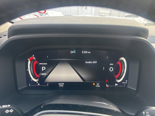 Used 2025 Nissan Rogue Platinum image 2