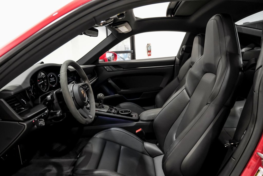 Used 2024 Porsche 911 Carrera GTS w/ Premium Package image 25