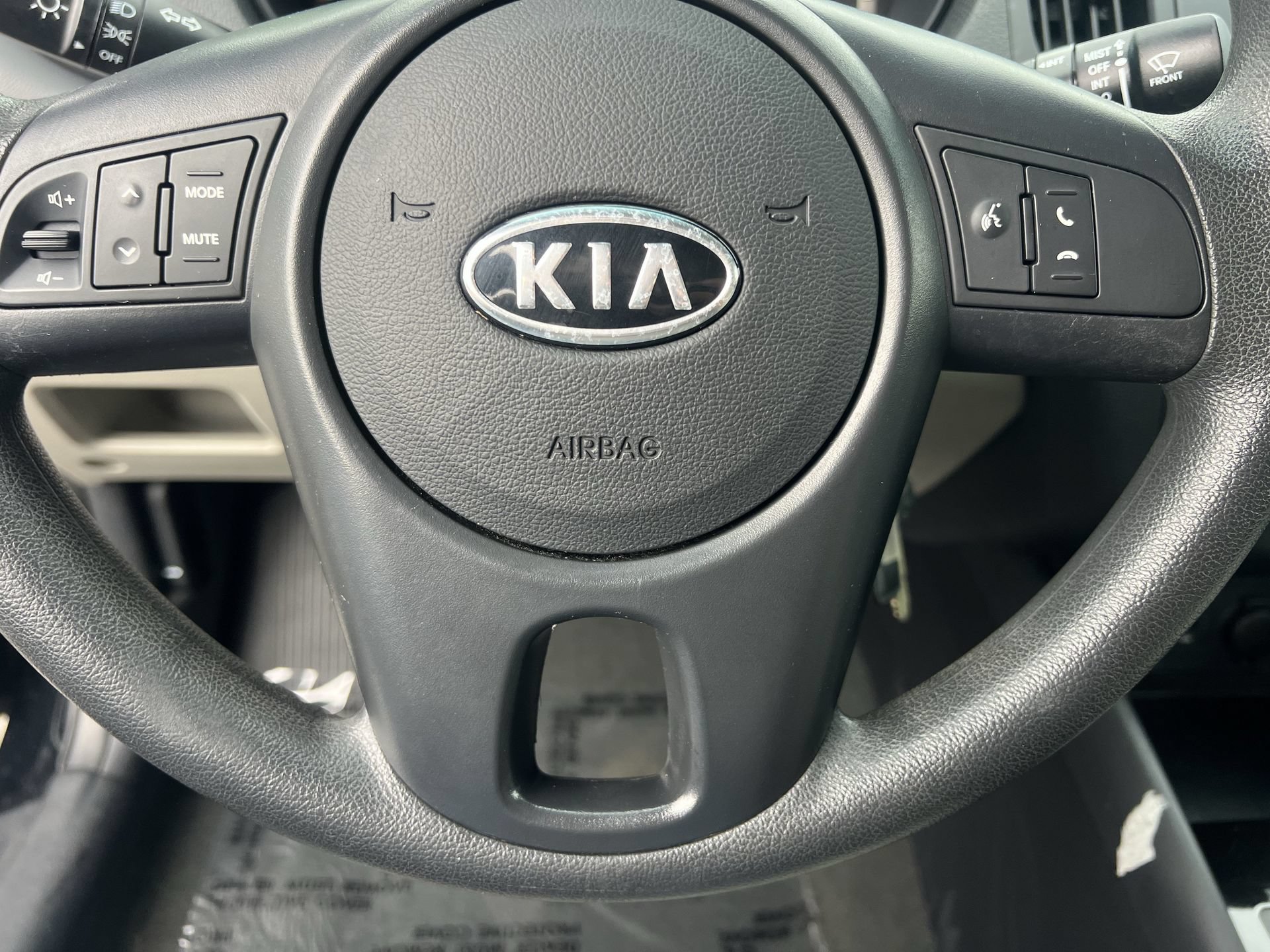 Used 2012 Kia Forte LX FWD image 7