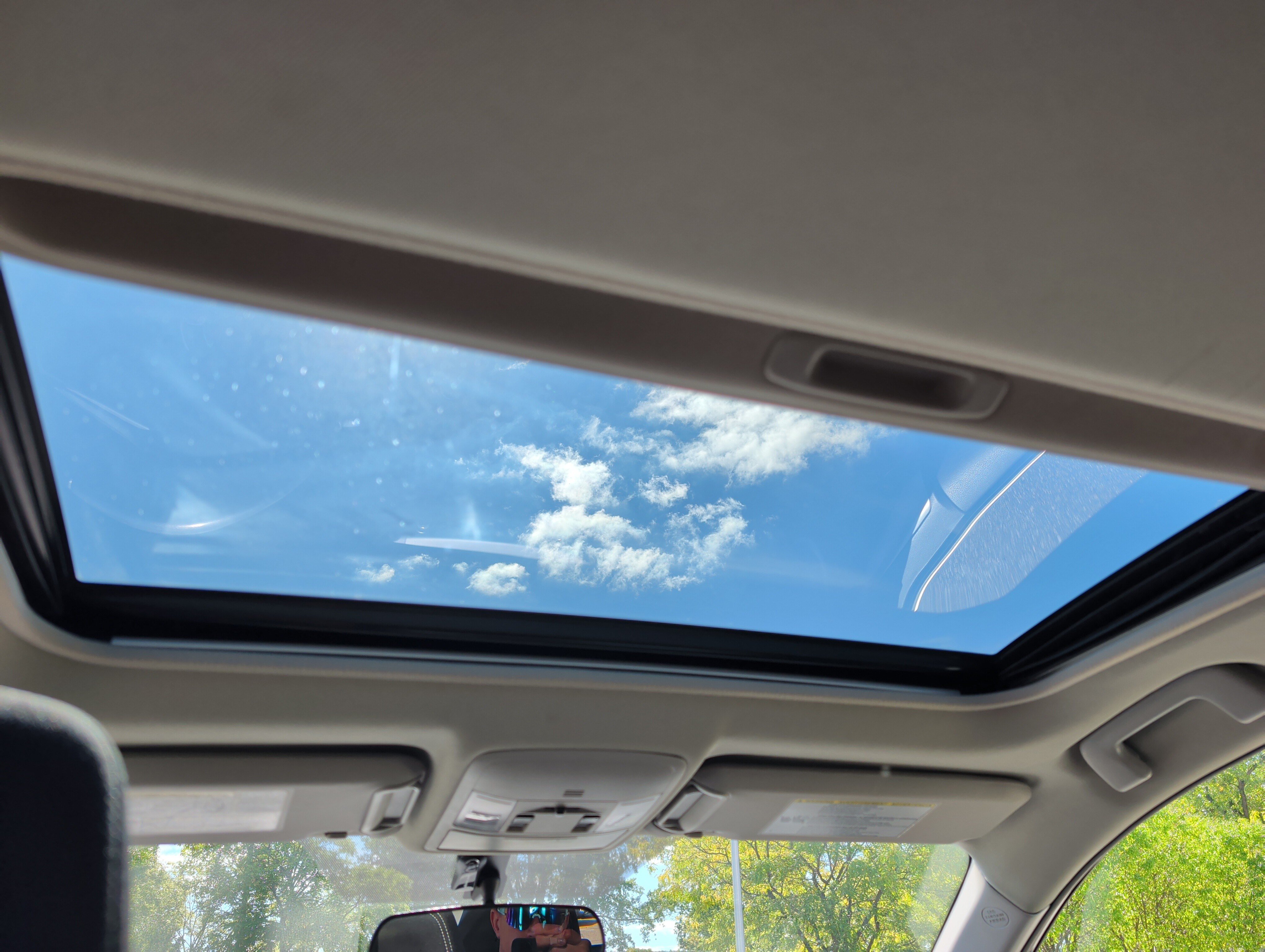 Used 2016 Toyota RAV4 XLE AWD/4WD image 32