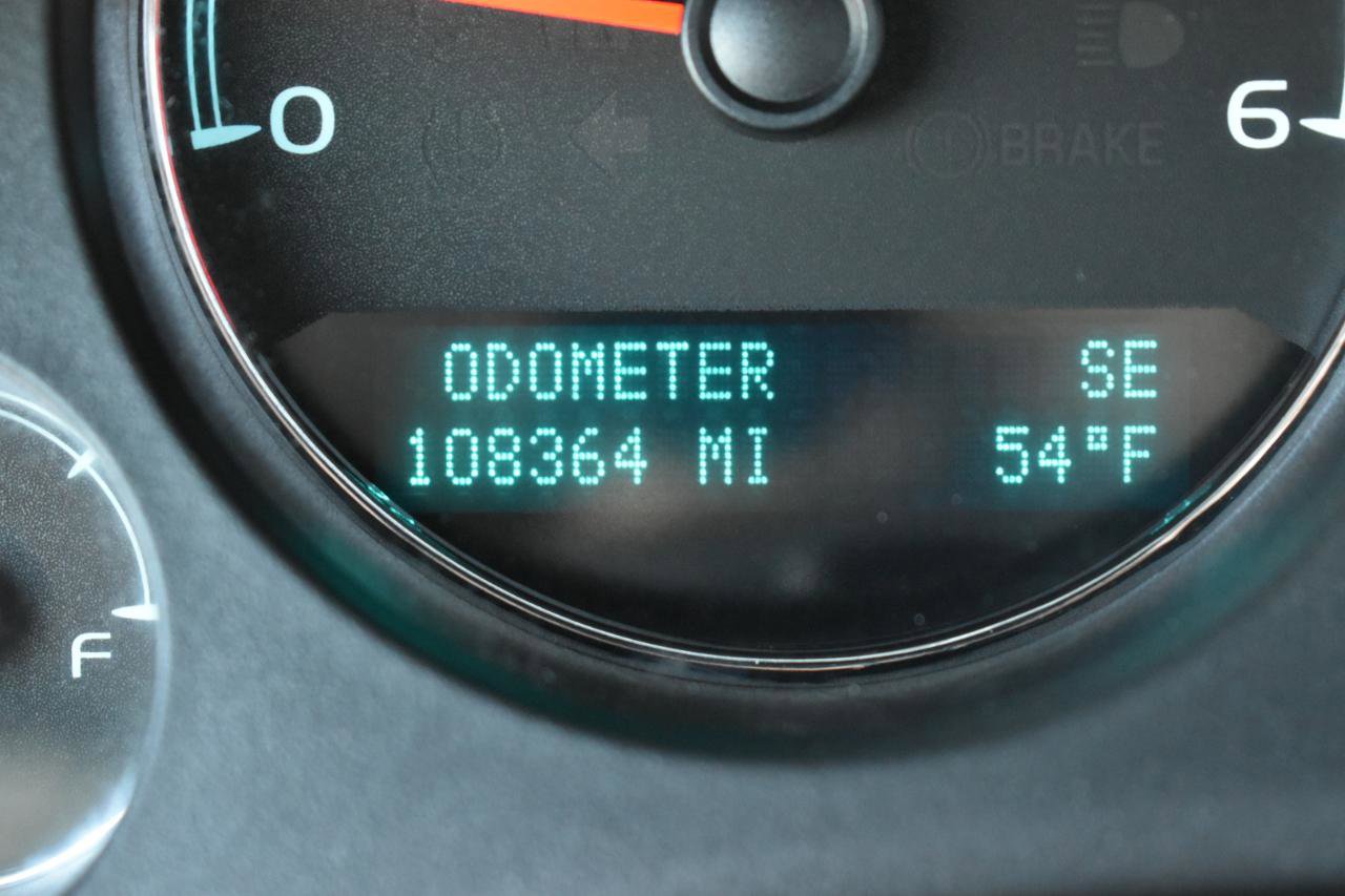 Used 2009 Chevrolet Avalanche LTZ image 17