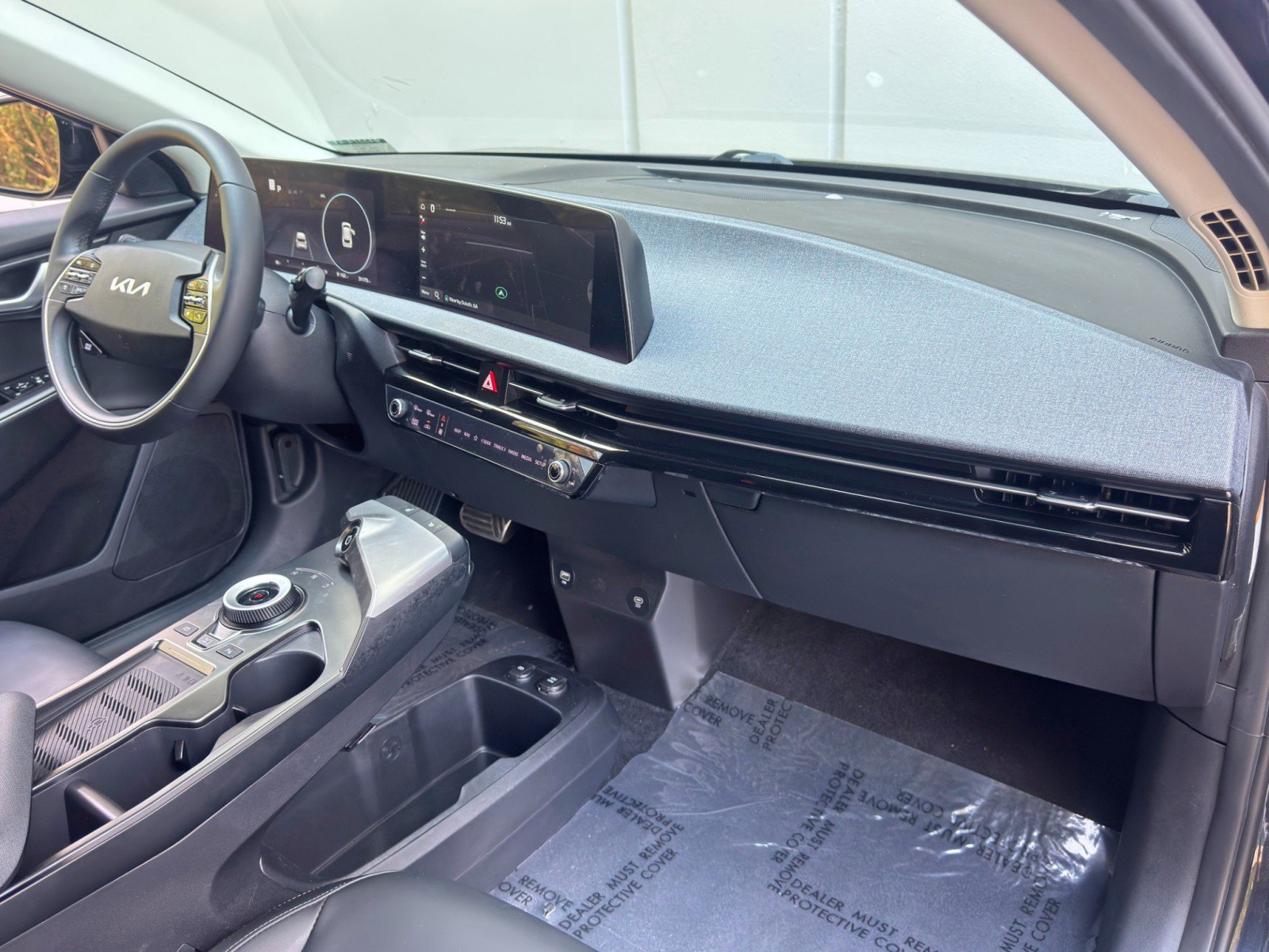 Used 2022 Kia EV6 Light RWD image 13