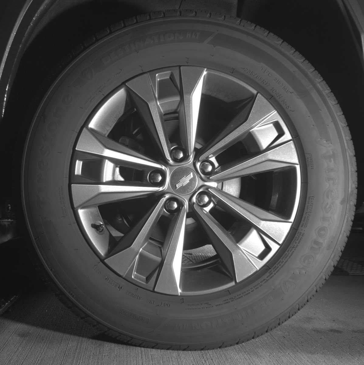 Used 2025 Chevrolet Equinox LT FWD image 14