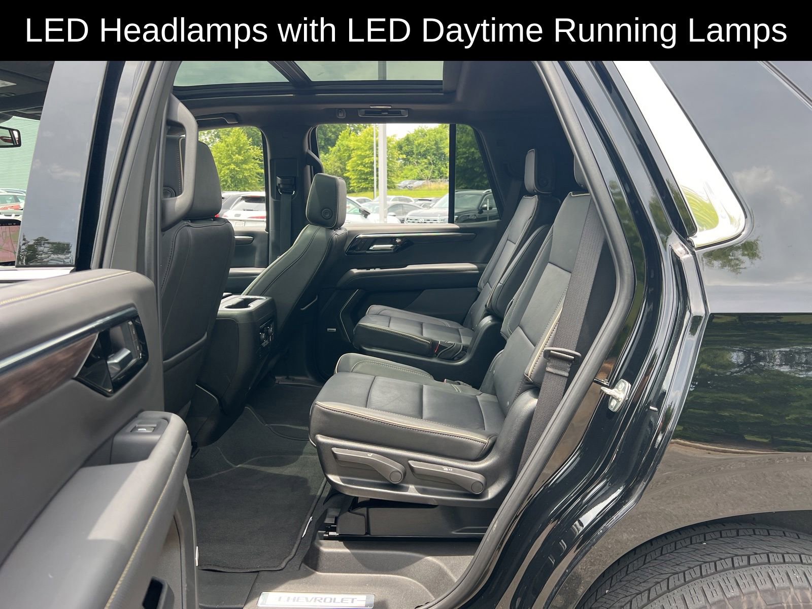 Used 2025 Chevrolet Tahoe Premier w/ Sun And Tow Package AWD/4WD image 34