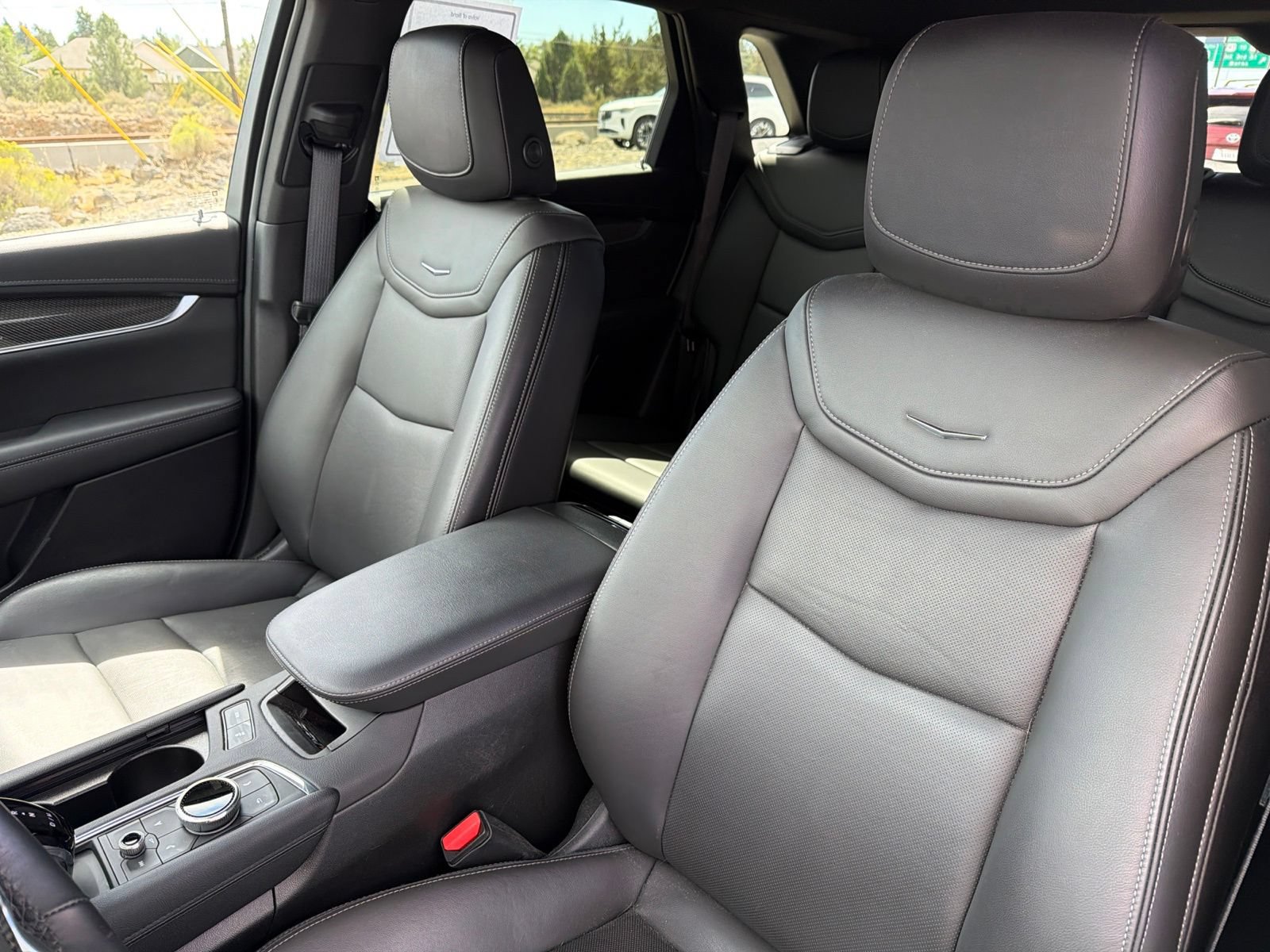 Used 2024 Cadillac XT5 Sportv w/ Technology Package AWD/4WD image 19